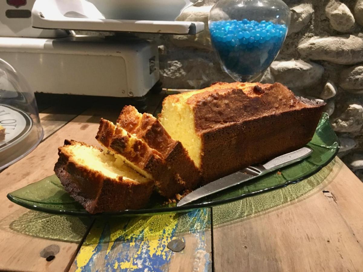 مبيت وإفطار Le Paon Bleu Annecy Poisy المظهر الخارجي الصورة
